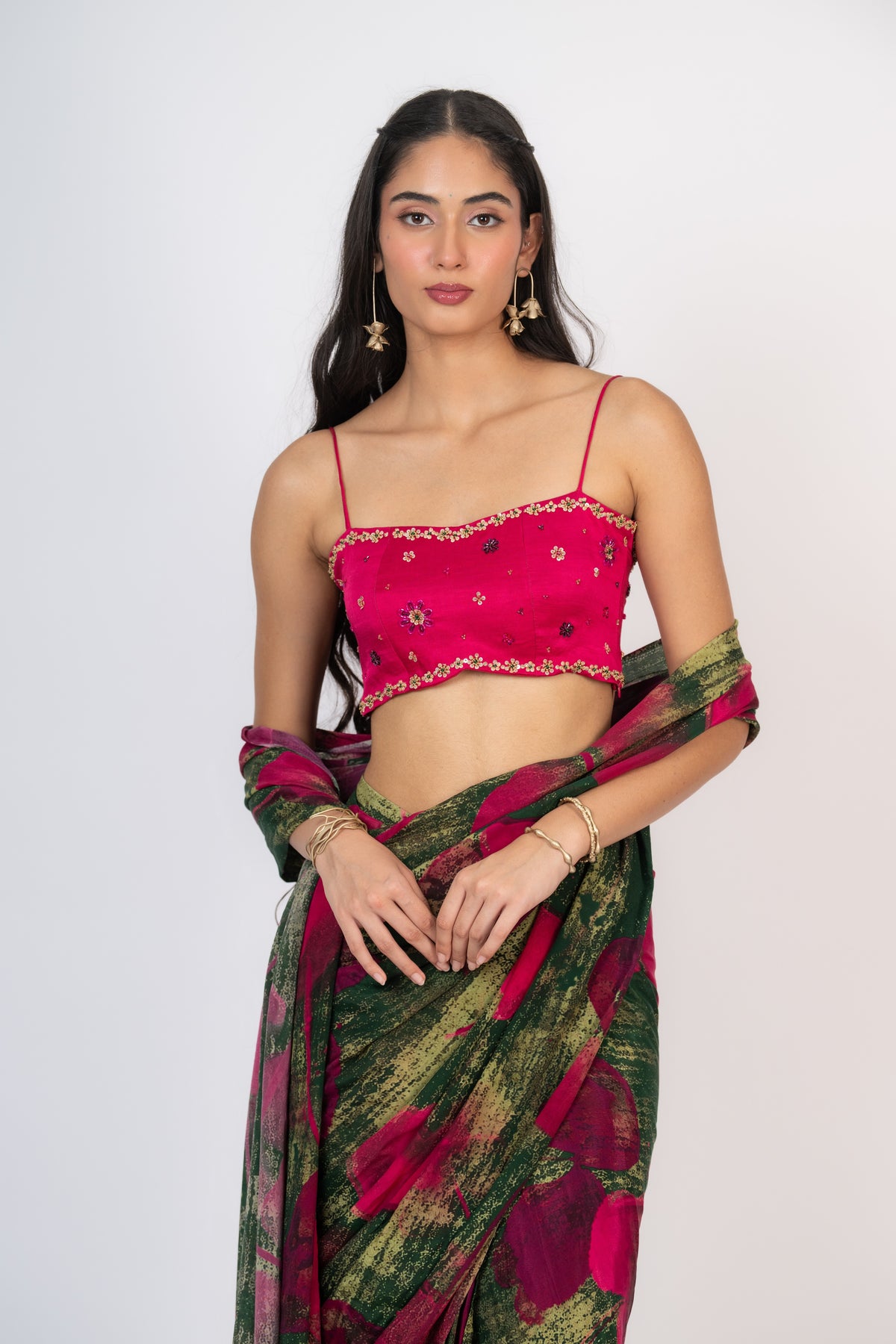 Gulaaboo Saree