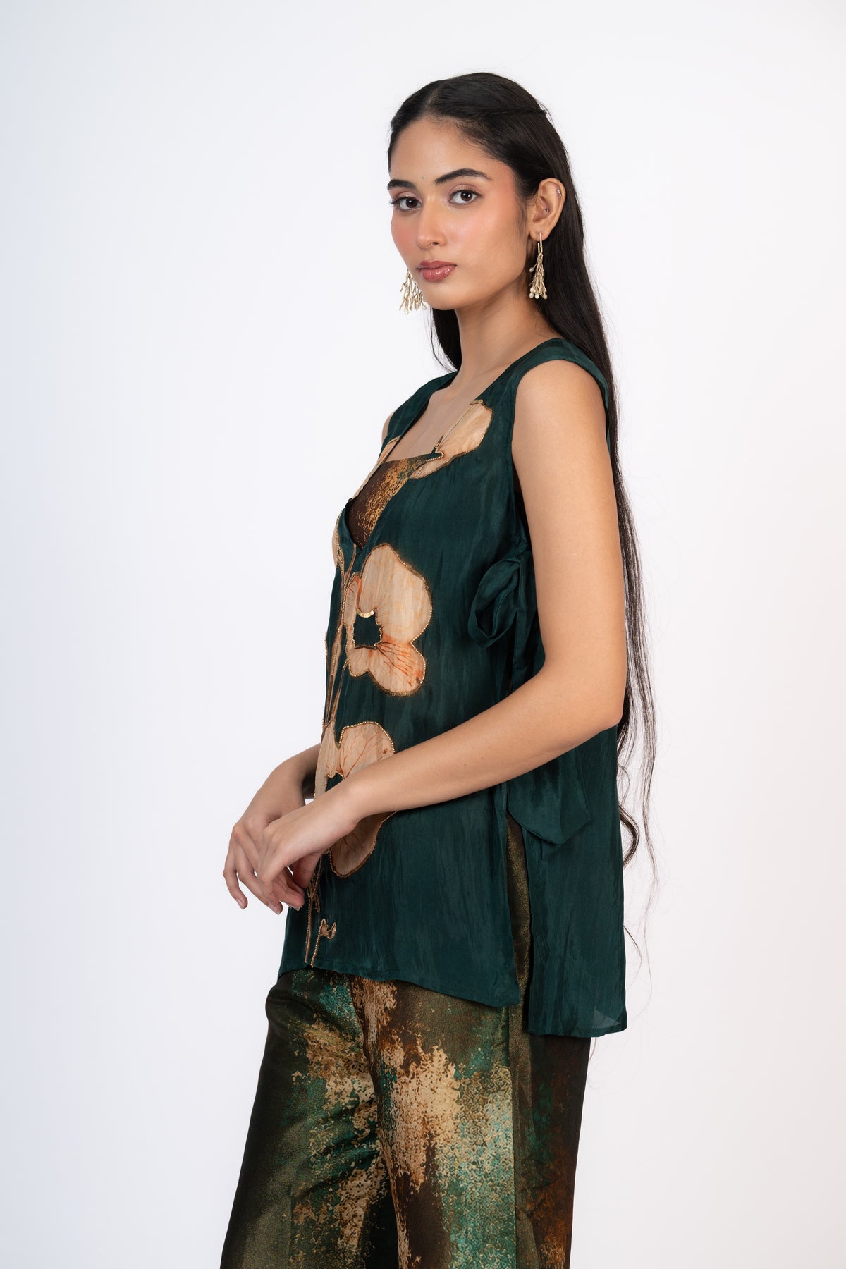 Gul Green Apron Set