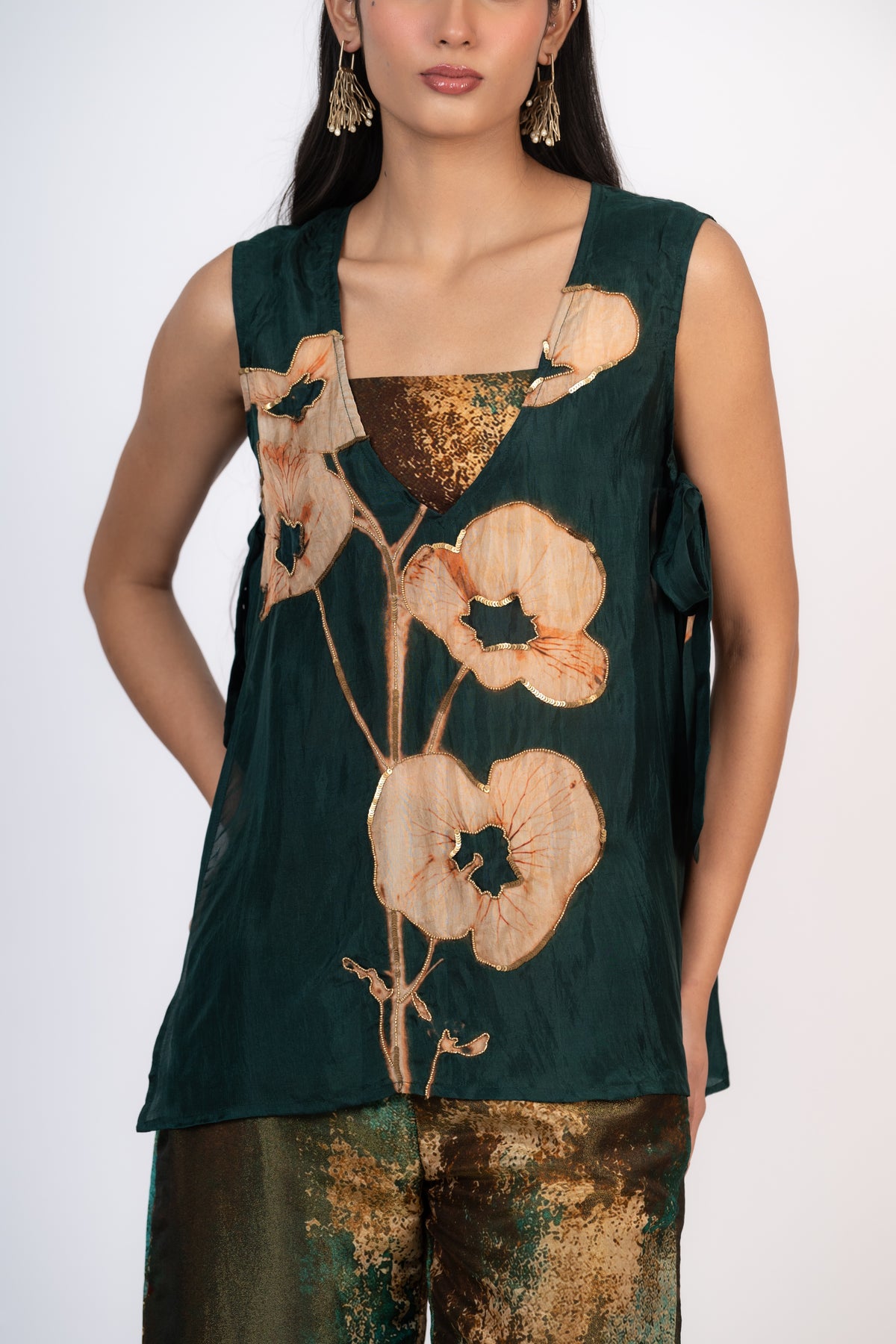 Gul Green Apron Set